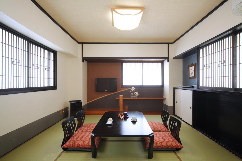 Hotel Chatelet Inn Kioto Exterior foto