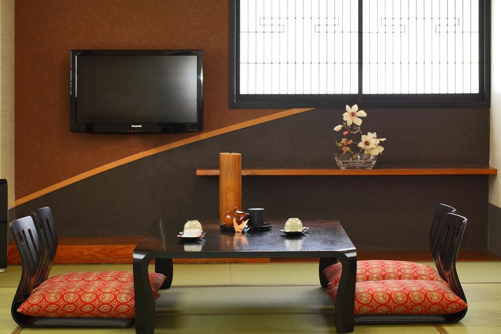 Hotel Chatelet Inn Kioto Exterior foto