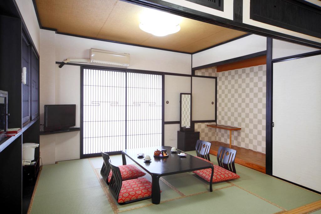 Hotel Chatelet Inn Kioto Exterior foto